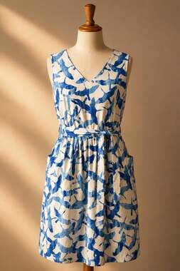 L.L. Bean Signature Bird Print Cotton Dress Blue White Tie Waist Pockets Size 14